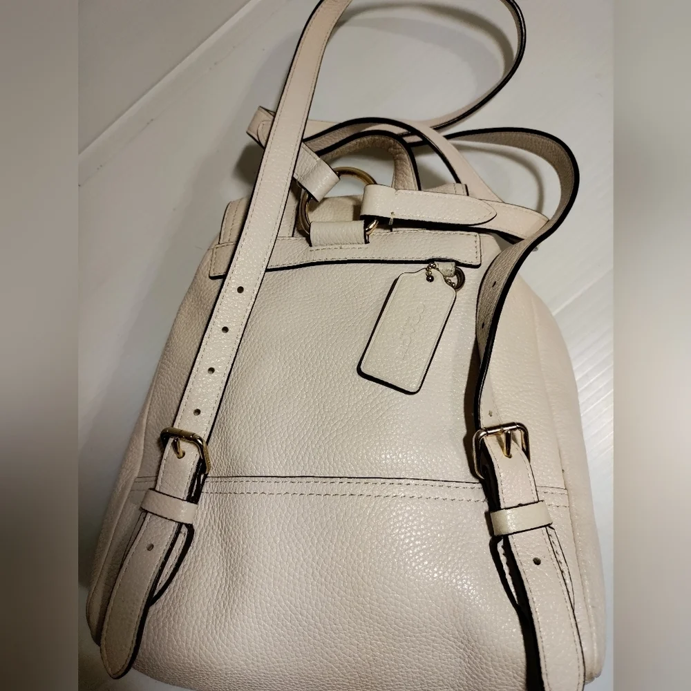 Coach Mini Billie Turnlock Chalk White Backpack